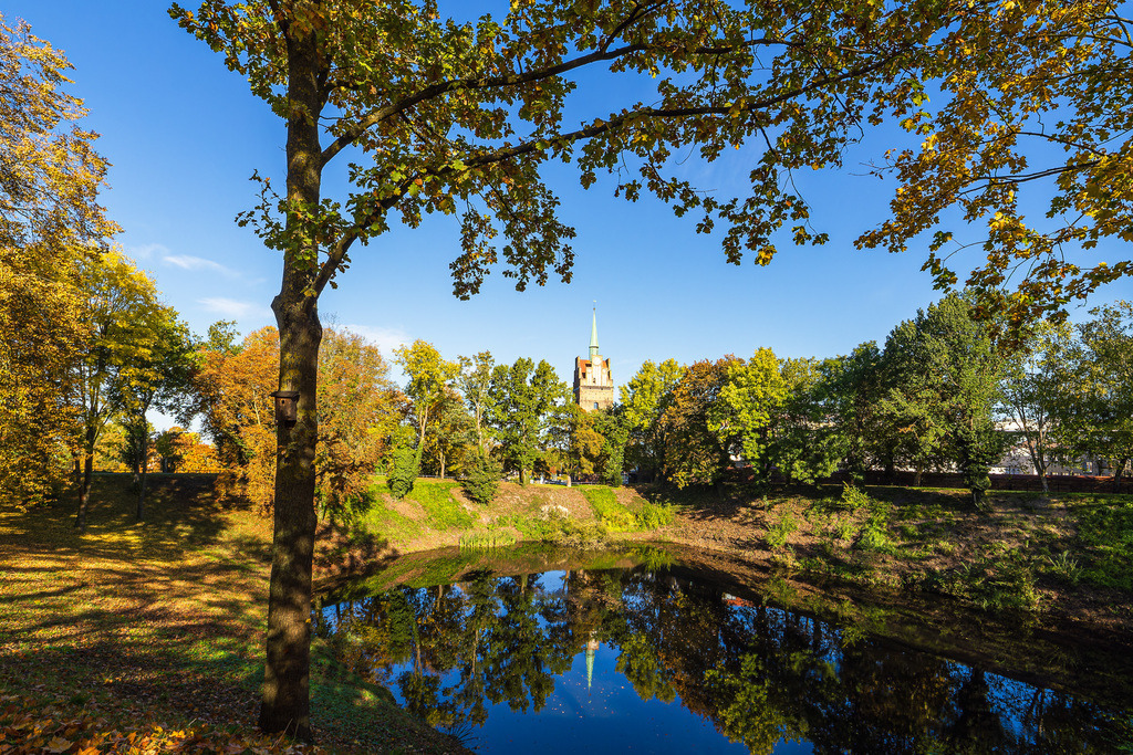Blick auf die Teufelskuhle und das Kröpeliner Tor in der Hansestadt Rostock im Herbst | Blick auf die Teufelskuhle und das Kröpeliner Tor in der Hansestadt Rostock im Herbst.