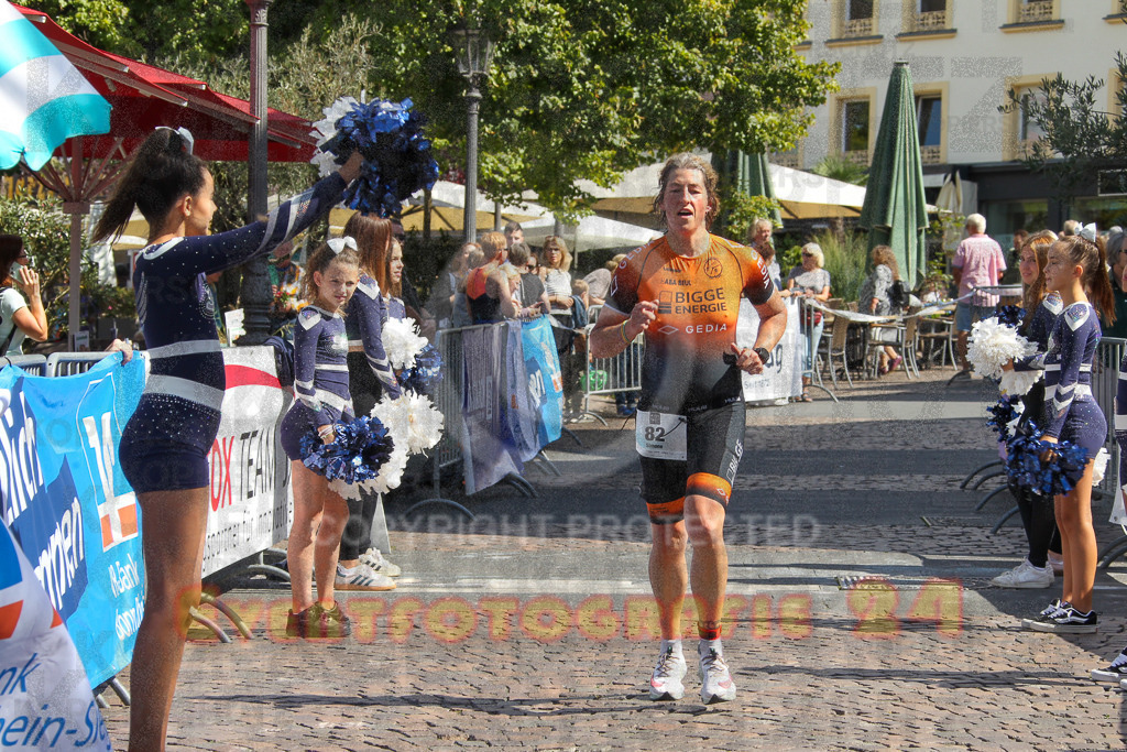 250824_1233_EV4_9284 | Sportfotografie im Rhein-Sieg Kreis, Köln, Bonn, NRW, Rheinland Pfalz, Hessen, etc. Unser Tätigkeitsfeld umfasst den Laufsport vom Volkslauf über den Marathon, Duathlon, Triathon bis zum Ultralauf wie Kölnpfad Ultra oder Schindertrail.