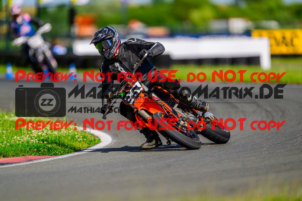 MaZZes_FotoMatrix_240622_6007705_2382 | S4