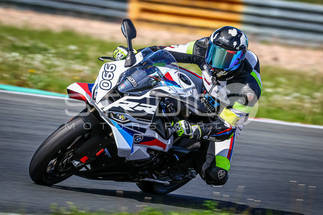 0990-260504OSL-005_990 | Deine Full-Service-Agentur für ✔️Videoproduktionen und ✔️Motorsportfotografie Jetzt Angebot anfragen!