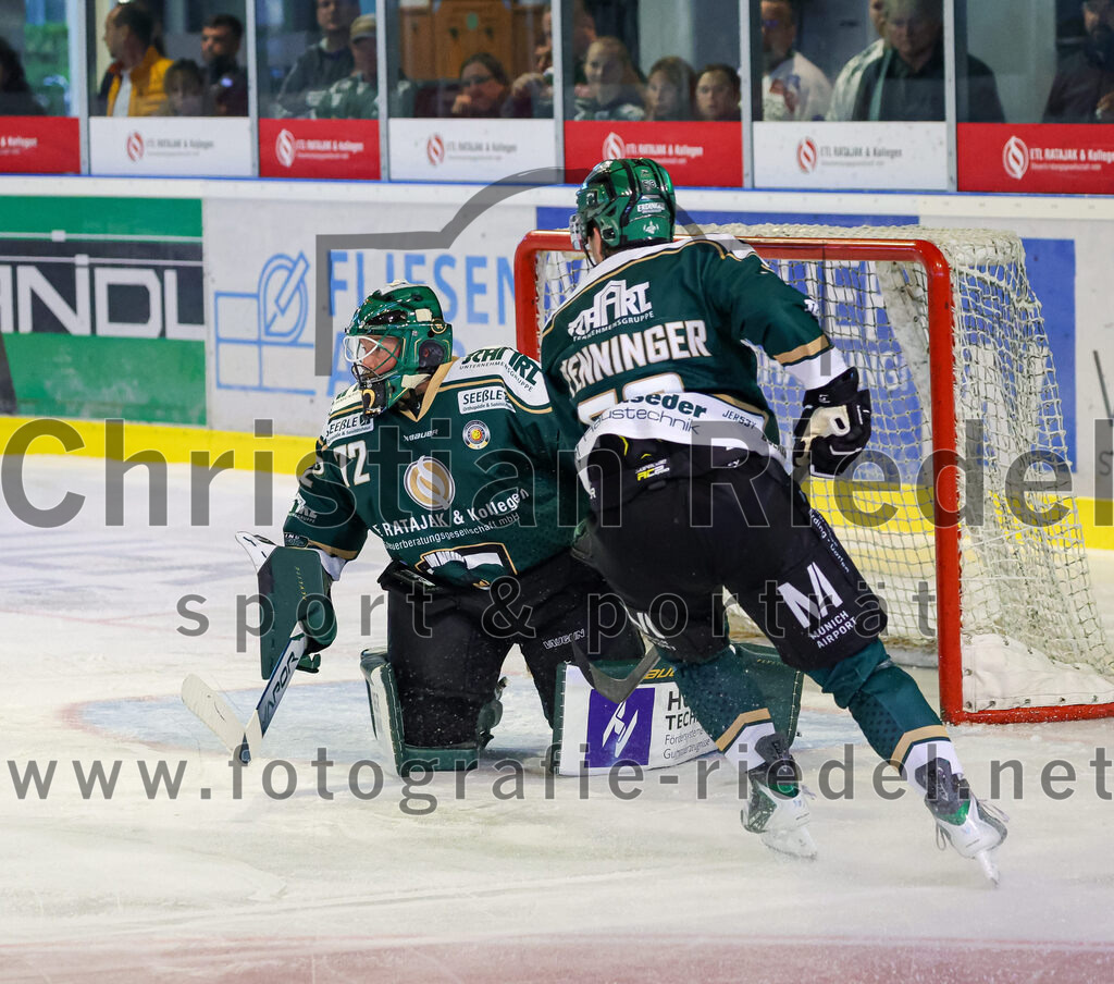 2025-09-21_034_TSV_Erding_gegen_Hoechstadter_Alligators | Erding, Deutschland, 21.09.2025:Eishockey, Oberliga Süd 2025 / 2026, 2. Spieltag, TSV Erding gegen Höchstadter Alligators, Endergebnis: 3:4Foto: Christian Riedel / fotografie-riedel.net