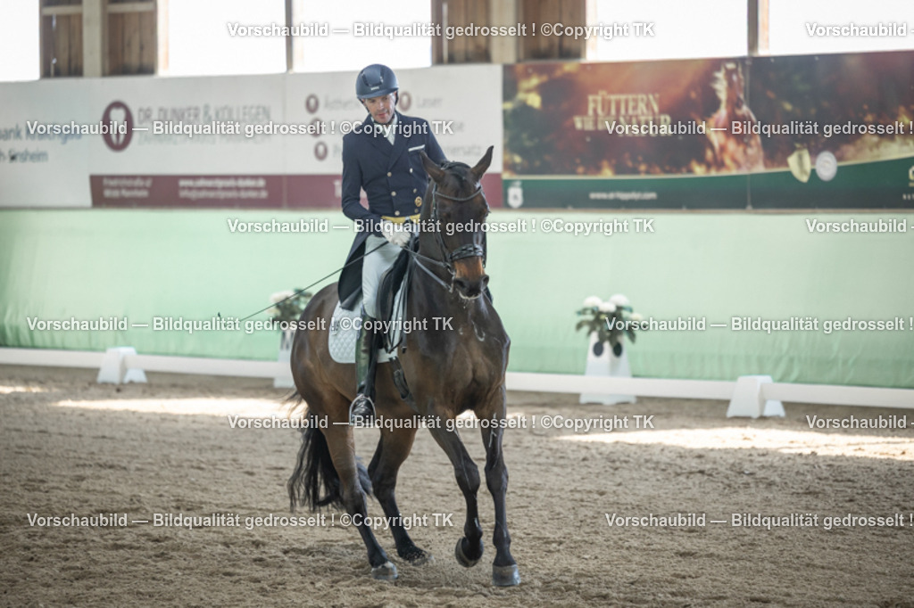 _D5A9586 | Emotionale Pferde- & People-Fotografie rund um Heidelberg, Leimen & Umgebung. Natürliche Fotos von Pferd, Mensch & Familie. Jetzt Termin sichern!