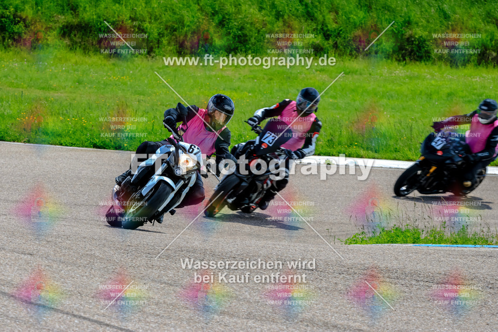 MotoTeam-9864 | Hier findet Ihr Bilder von Touristenfahrten auf der Nürburgring Nordschleife oder von anderen Veranstaltungen die ich besucht habe. Viel Spass beim Durch Schauen 