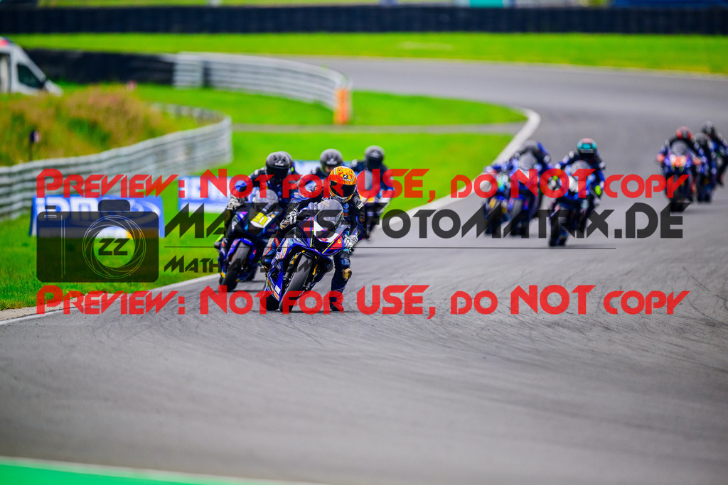 MaZZes_FotoMatrix_240602_6007705_1402 | R7