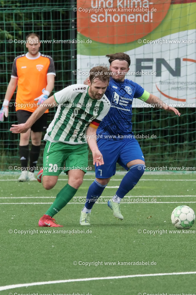Fußball : Bezirksliga : TV Voerde - FC Sterkrade 72 | Fußball : Bezirksliga : TV Voerde - FC Sterkrade 72 am 25.05.2025 in Voerde - Realisiert mit Pictrs.com