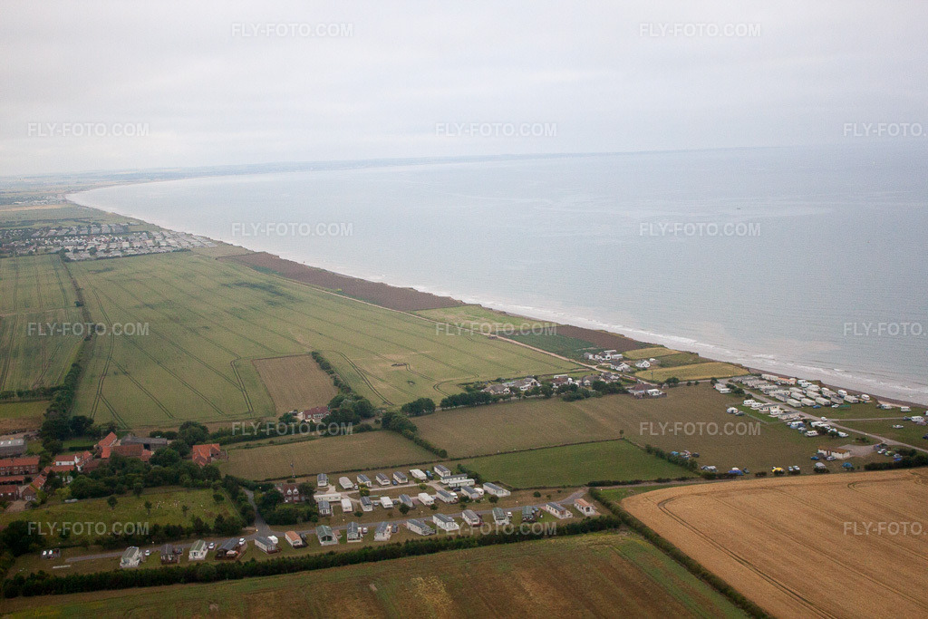 Aerial view: View of the town in Atwick in the state England, Great Britain.Photo: IMG_58704.jpg taken on 07/20/2013 by Werner Riehm/FLY-FOTO.comResolution of the original: 4752 x 3168 px