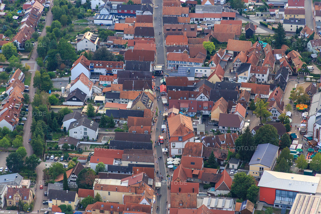 Luftbild: Hauptsr. beim Kandeler Stadtfest 2015 in Kandel im Bundesland Rheinland-Pfalz in Deutschland. Foto: IMG_084077.jpg vom 29.08.2015 durch Werner Riehm/FLY-FOTO.de