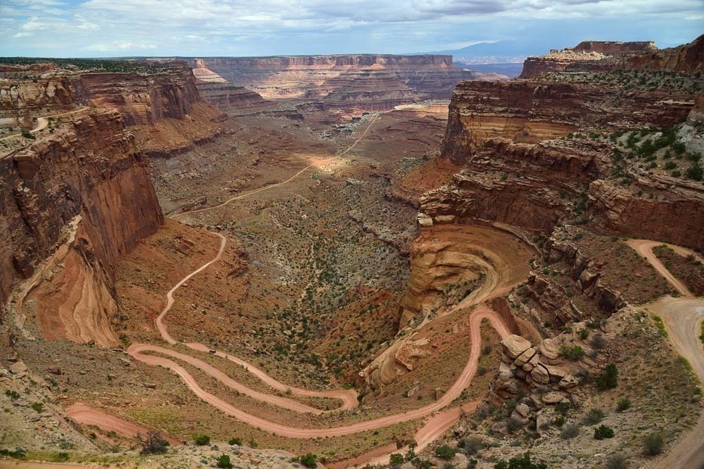 usa-2015-244 | Blick vom Shafer Canyon Overlook im Canyonlands National Park (USA) - Realisiert mit Pictrs.com