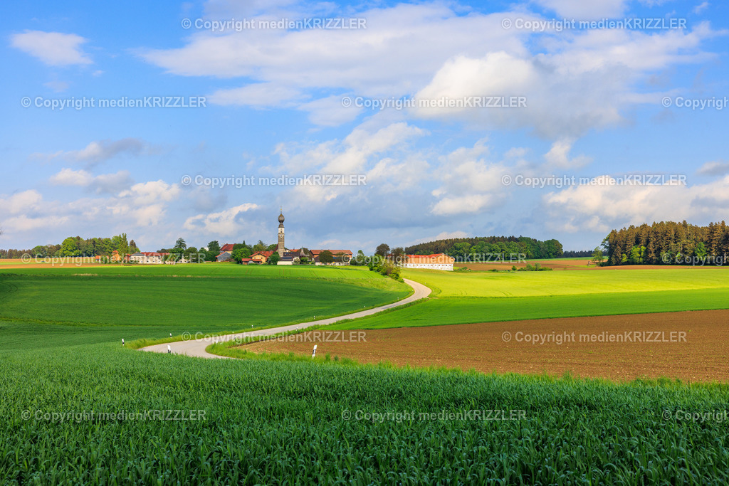 Oberfeldkirchen | medienkrizzler - Realisiert mit Pictrs.com