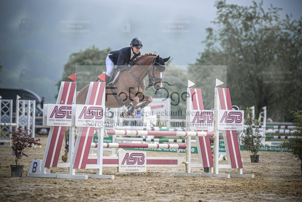 20240511-DOS_1239 | Entdecke hochwertige Reitturnierfotos von Foto Oger. Professionell, emotional und authentisch – jetzt Lieblingsmomente im Shop bestellen. - Realisiert mit Pictrs.com