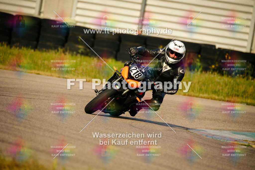 _MOT5387 | Hier findet Ihr Bilder von Touristenfahrten auf der Nürburgring Nordschleife oder von anderen Veranstaltungen die ich besucht habe. Viel Spass beim Durch Schauen 