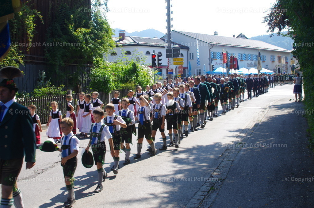 IMGP4022 | fotografiert von Axel PollmannLeonhardi Wallfahrt Benediktbeuern und Murnau, Fronleichnam, Fasching, Landschaft im Loisachtal und Benediktbeuern  - Realisiert mit Pictrs.com
