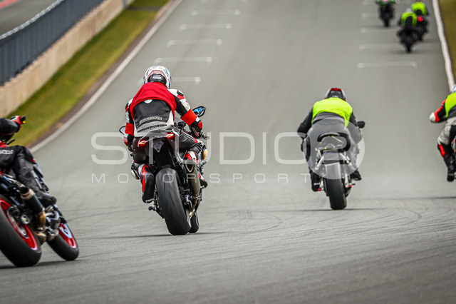 0100-260606BB-009_100 | Deine Full-Service-Agentur für ✔️Videoproduktionen und ✔️Motorsportfotografie Jetzt Angebot anfragen!