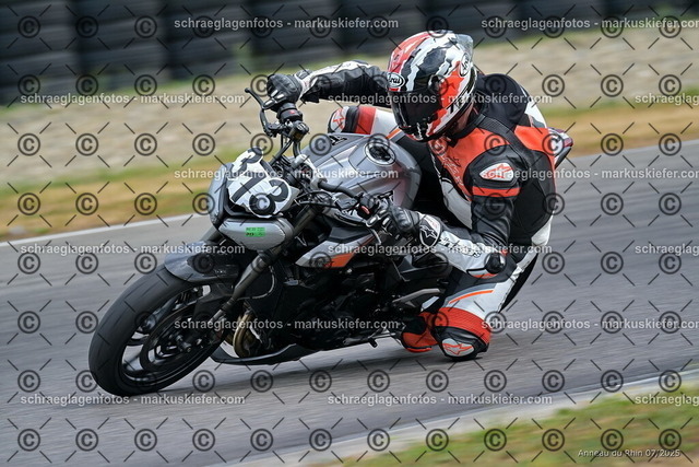 25bt05-1596 | markuskiefer.com - Realisiert mit Pictrs.com