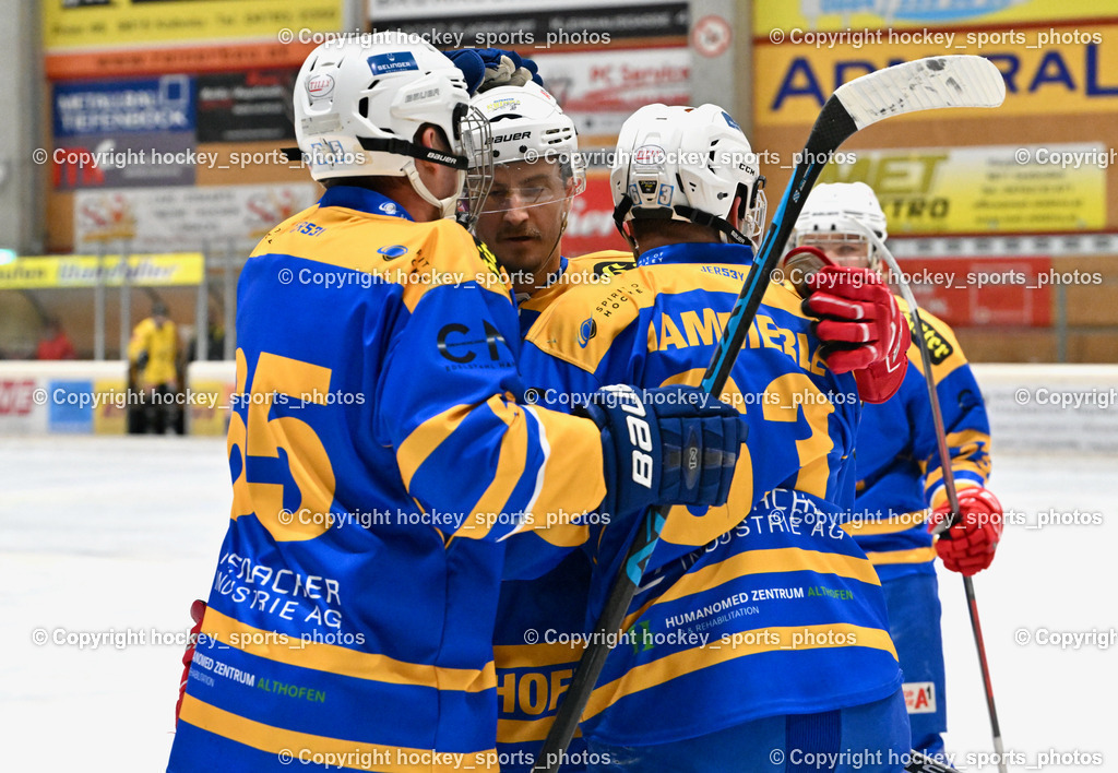 EC Spittal Hornets vs. EHC Althofen 6.1.2024 | Jubel EHC Althofen Mannschaft, #65 Lungkofler Gerald, #63 Hammerle Simon