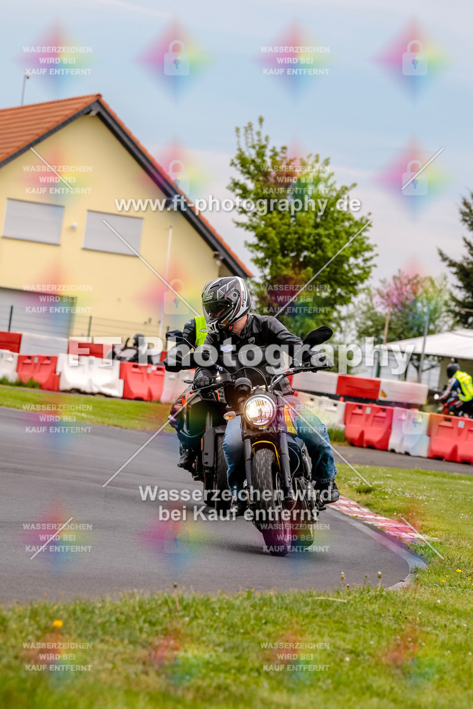 MotoTeamVBK-20604 | Hier findet Ihr Bilder von Touristenfahrten auf der Nürburgring Nordschleife oder von anderen Veranstaltungen die ich besucht habe. Viel Spass beim Durch Schauen 