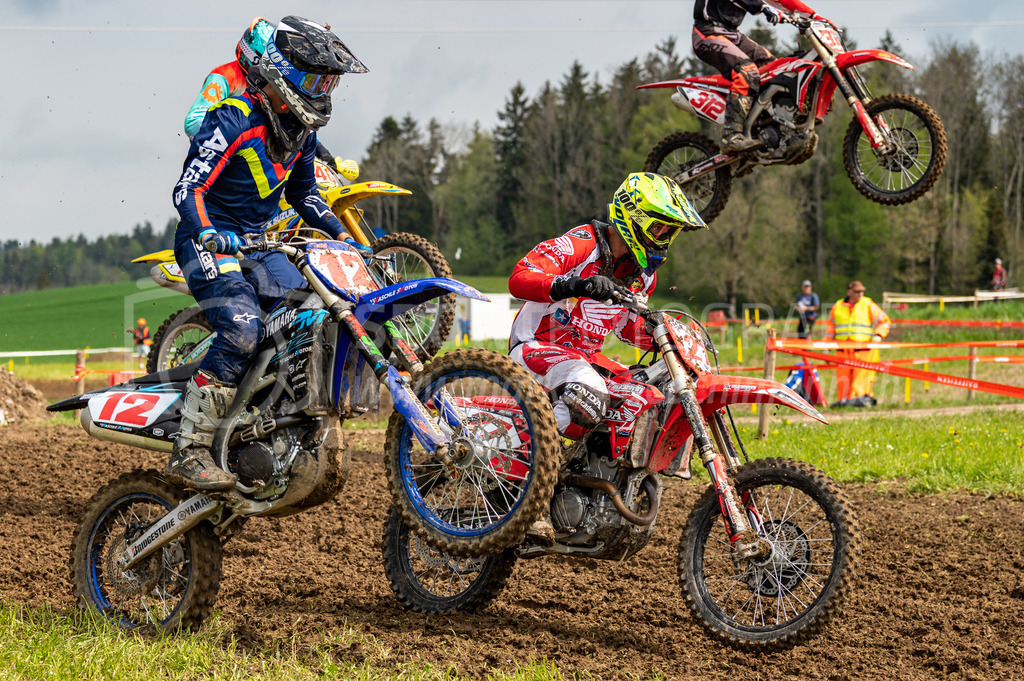 Motocross Schlatt bei Winterthur - 30. April 2022 | Motocross Schlatt bei Winterthur
MC Wila, Schlatt bei Winterthur
Bild: Sportfotografie Markus Aeschimann | www.markus-aeschimann.ch - Realisiert mit Pictrs.com