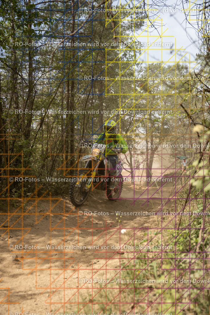 Niederwürzbach 2 Lauf-1103 | Sportfotografie von RO-Fotos: Motorsport, Motocross, Enduro, Laufveranstaltungen und Triathlon. Professionelle Fotos von Sportlern und Events. - Realisiert mit Pictrs.com