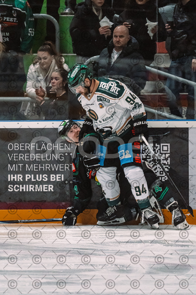 Alligators_vs_Erding_12_12_2025-171 | Höchstadt Alligators Fotogalerie: Eishockey-Action aus Franken. Professionelle Spielfotos, Portraits & Stadionbilder zum Download. Jetzt entdecken! - Realisiert mit Pictrs.com