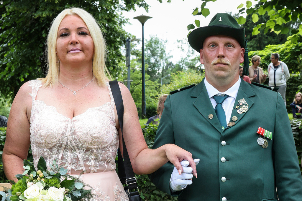 top-top.de 240602-109 | Foto, Video, Fotografie, Videografie, Fotobox, DJ, Discjockey, Musik, Musikbox, Veranstaltung, Photobooth, Amazon, Ebay, Buchtipp, Bestseller, Autor, Verlag, Buch, Wesel, Hamminkeln, NRW, Dinslaken, Rees, Drohne, Hochzeit, Party, Fotobox, Wesel, Fotograf