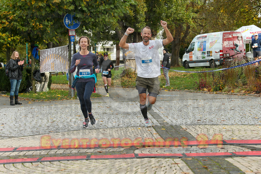 241020_1010_EX1_7988 | Sportfotografie im Rhein-Sieg Kreis, Köln, Bonn, NRW, Rheinland Pfalz, Hessen, etc. Unser Tätigkeitsfeld umfasst den Laufsport vom Volkslauf über den Marathon, Duathlon, Triathon bis zum Ultralauf wie Kölnpfad Ultra oder Schindertrail.