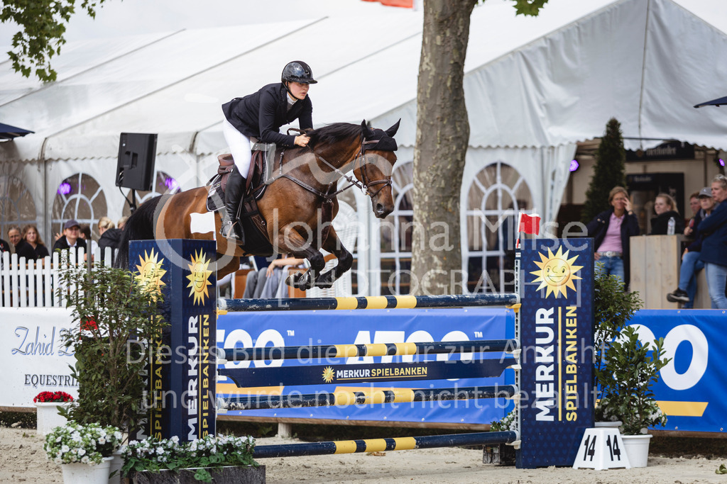 240712_BHO_ZweiPh-M2-1-531 | Deine schönsten Turniermomente als professionelle Fotos! Entdecke hochwertige Pferdesport-Fotografie im Online-Shop. Jetzt Fotos finden & bestellen!