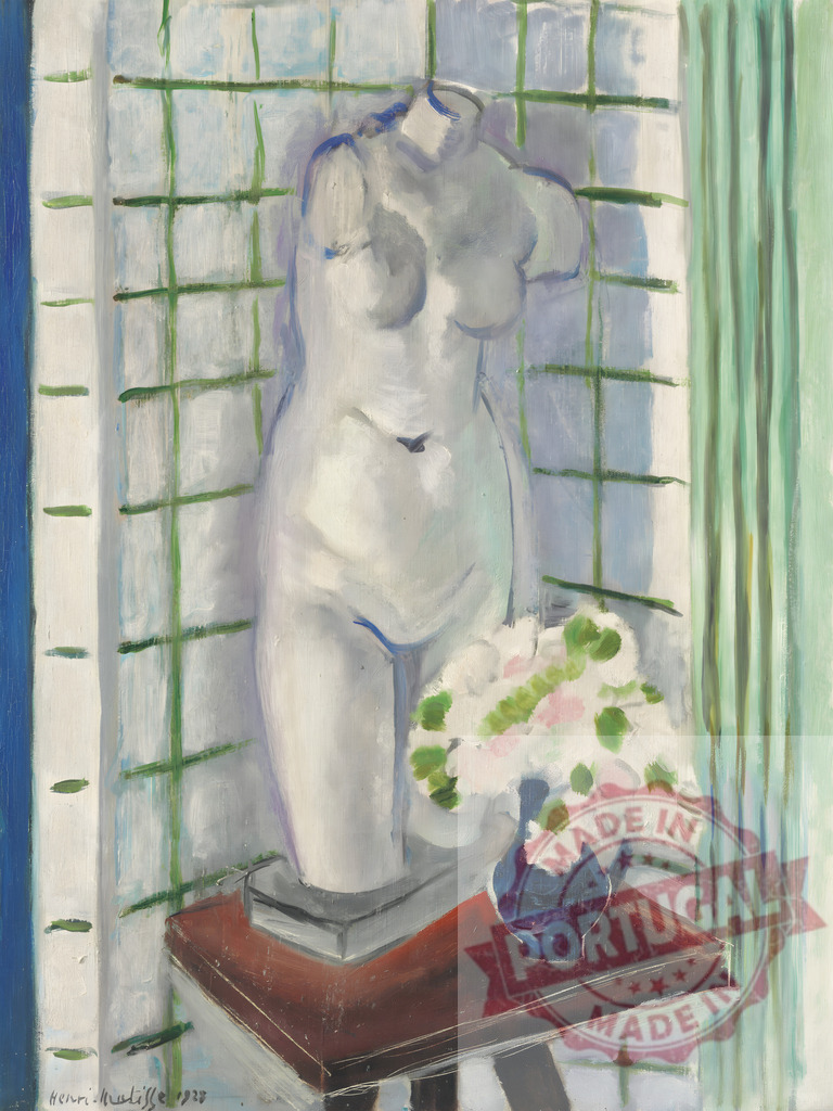 Venus torso sculpture with white flowers still life. Henri Matisse | Plaster cast of Venus torso with a vase of white flowers on a table - Realized with Pictrs.com