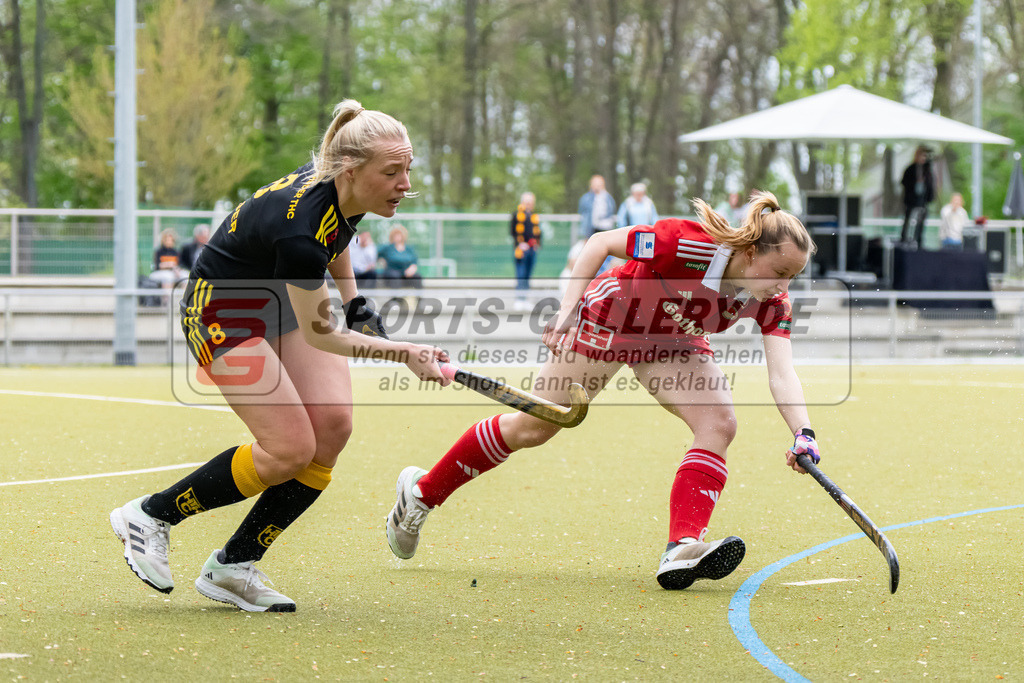 HK_20240407_100122 | 1. Bundesliga Hockey Damen Rot-Weiss Köln - Harvestehuder THC am 7.4.2024 Rot-Weiss Köln, Köln , Saenger Laura ( Harvestehuder THC #8 )