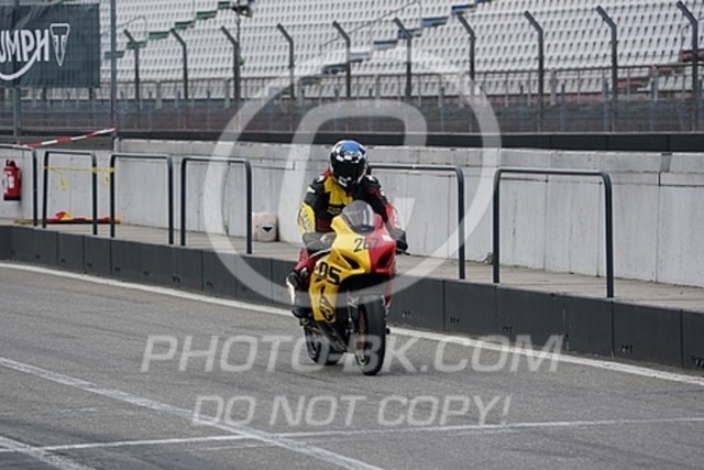 2023_05_01_PBK_21291 | Sportfotografie; SlowMotion; Video; Rennstrecke; Hafeneger; Speer; Racing; RSE; BMW; CBO; Trackday; Motorsportarena; Hockenheimring; Brno; Most; Barcelona; Valencia