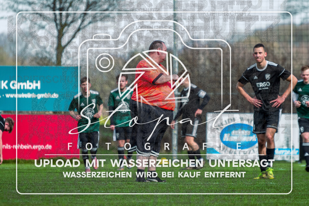FGFS-SGA-1007 | Boris Blendermann (Schiedsrichter) beim Herren 3. Kreisklasse HK Spiel zwischen FG Fulde-Stellichte 2 und SG Allertal 3 im Fulder Zentralstadion, Fulde (Simon Paul Stopat) - Realisiert mit Pictrs.com