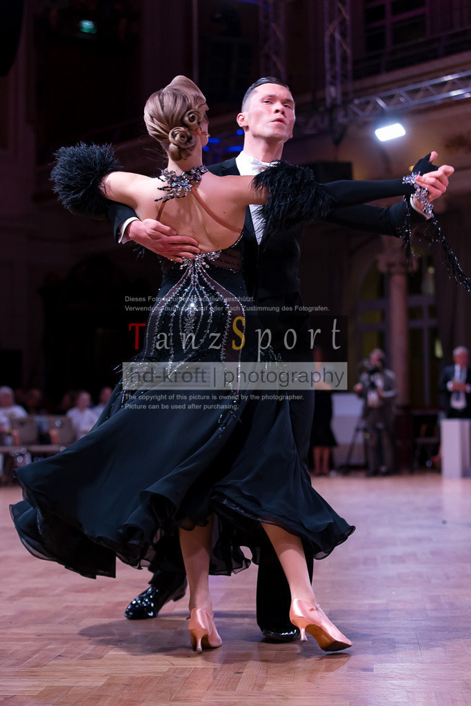 20240706_WDSF_RS_Std_2579 | Tanzsportbilder, Standardtanz, Lateintanz, WDSF, DTV, LTVB, dancecomp, goc, hessen tanzt, blaues band der spree, walzer, tango, wiener walzer, slowfox, quickstepp, samba, rumba, cha-cha-cha, paso doble. jive, hd-kroft photography, turniertanzsport