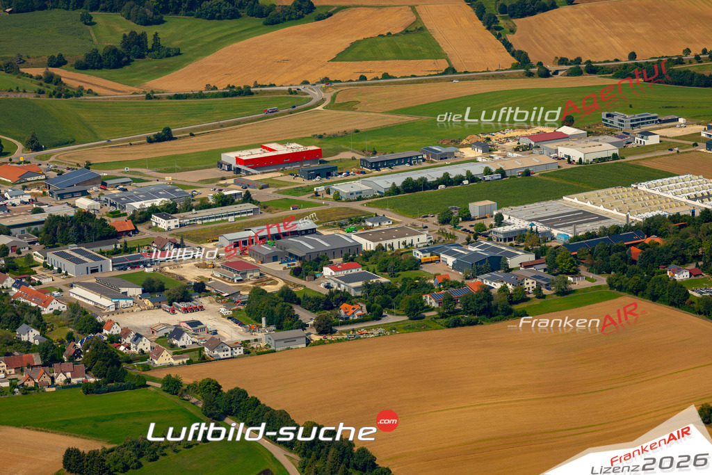 Das Luftbild zeigt :  Heroldstatt - Die Luftaufnahme wurde 2024 vom UL-Flugzeug aus erstellt ( keine Drohne ) - Hochauflösende Luftaufnahme - Für grossformatige Ausdrucke geeignet. Die Geschenkidee !Mit Lizenz und Bildrechte bestellbar
