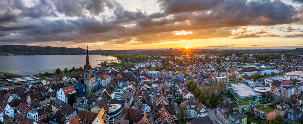 Radolfzellbilder_0416 | Luftbild von der Stadt Radolfzell am Bodensee - Realisiert mit Pictrs.com