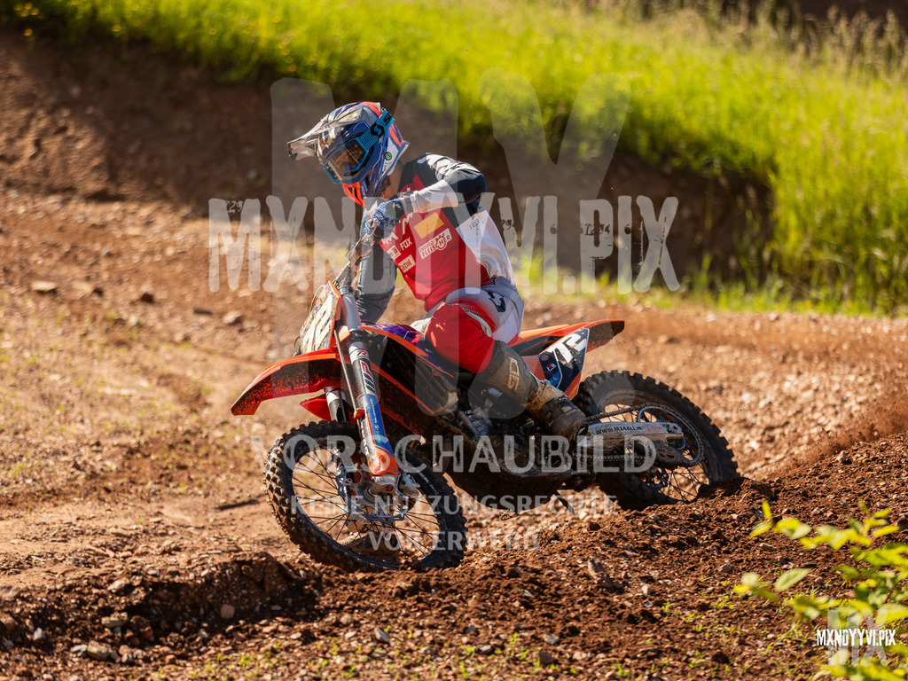 866A0761 | mxndyyvipix