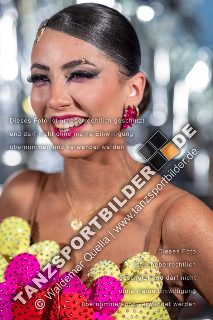 20260322-13697 | Hier finden Sie Tanz Bilder vom Latein und Standard Formationen tanzen. Sportbilder vom Tanzsport. Schöne Fotos und von Weltmeisterschaft, Europameisterschaft, Bundesliga, Regionalliga, Oberliga und Landesliga sowie von GOC Stuttgart, DanceComp, WM Bremen