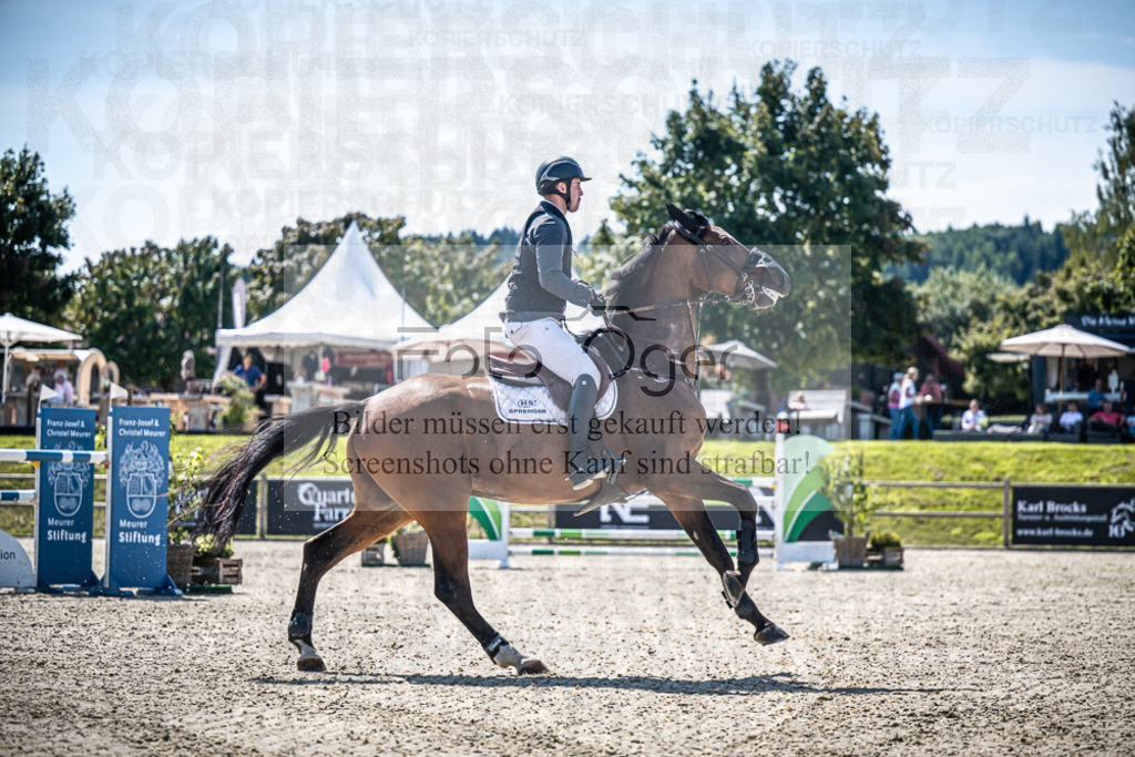 DOS_4931 | Entdecke hochwertige Reitturnierfotos von Foto Oger. Professionell, emotional und authentisch – jetzt Lieblingsmomente im Shop bestellen.Deutschlandweite Turnierfotografie. - Realisiert mit Pictrs.com