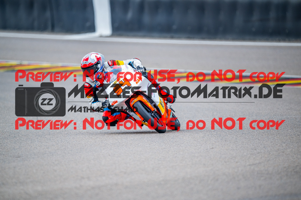 MaZZes_FotoMatrix_240504_6007705_3955 | KTM