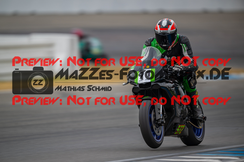MaZZes-Fotomatrix-20260809-577247 | R1