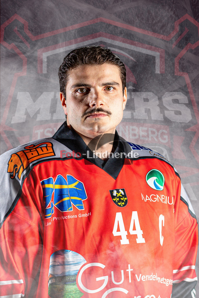 44 | Shop für Sportfotografie, Bilddatenbank, Pressefotografie, Fußball, Eishockey, Aktionsfotos