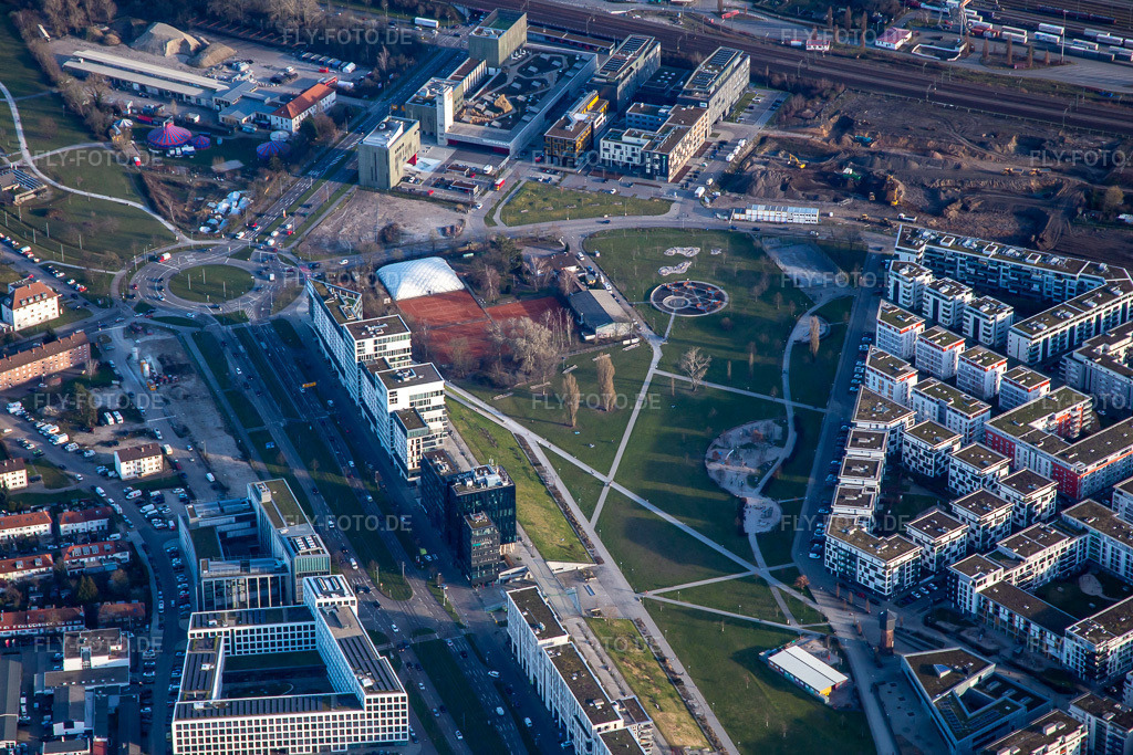 Luftbild: Garten der Religionen am City-Park im Ortsteil Südstadt in Karlsruhe im Bundesland Baden-Württemberg in Deutschland. Foto: IMG_135973.jpg vom 21.02.2023 durch Werner Riehm/FLY-FOTO.de