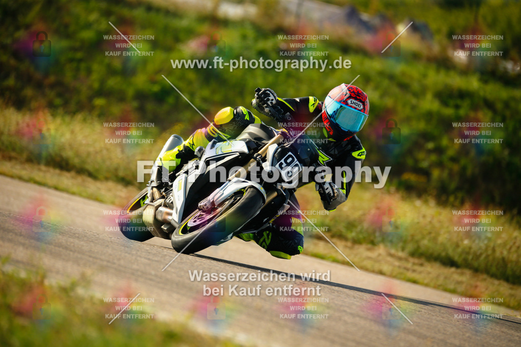 _MOT5958 | Hier findet Ihr Bilder von Touristenfahrten auf der Nürburgring Nordschleife oder von anderen Veranstaltungen die ich besucht habe. Viel Spass beim Durch Schauen 