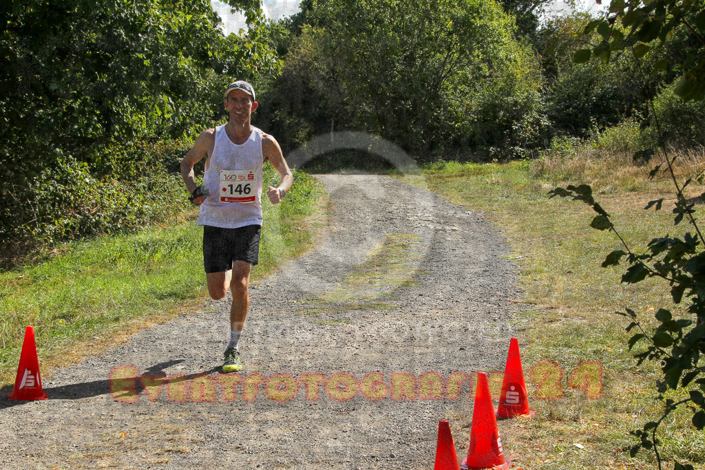 250830_1247_EV4_4092 | Sportfotografie im Rhein-Sieg Kreis, Köln, Bonn, NRW, Rheinland Pfalz, Hessen, etc. Unser Tätigkeitsfeld umfasst den Laufsport vom Volkslauf über den Marathon, Duathlon, Triathon bis zum Ultralauf wie Kölnpfad Ultra oder Schindertrail.