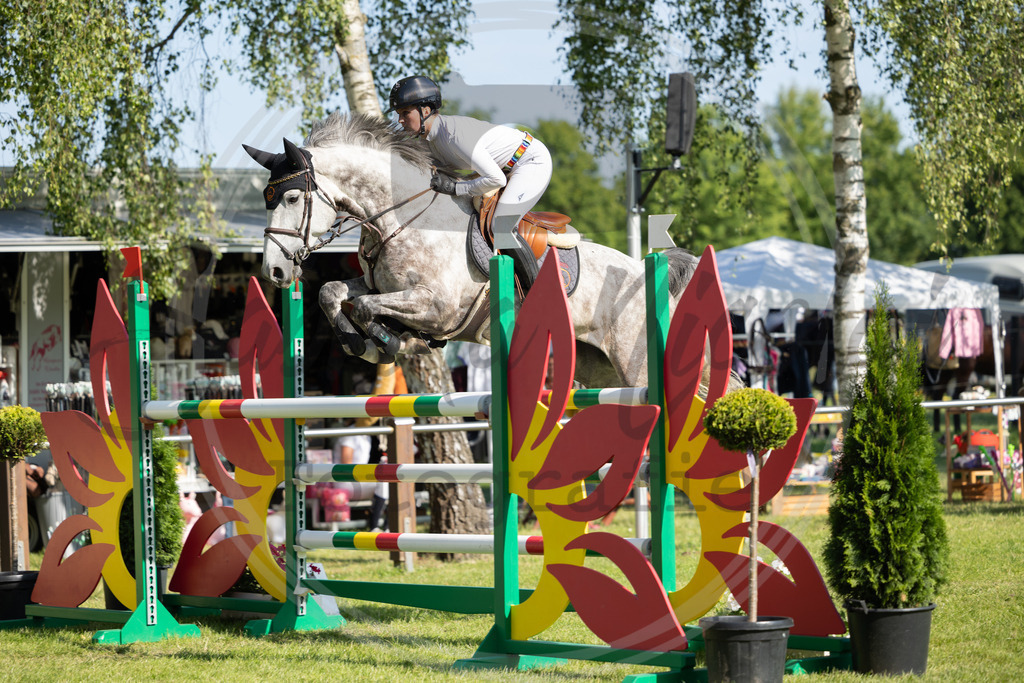 994A3271 | sabrinanicolaifotografie - Realisiert mit Pictrs.com