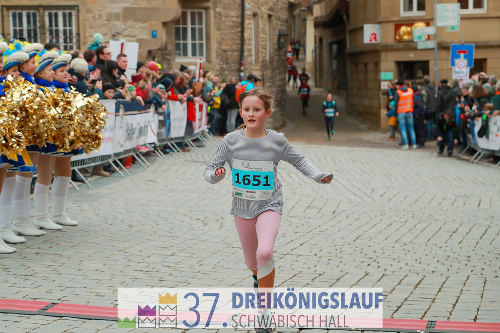 Stadtwerke Jugendlauf 1700m | 3 Koenigslauf 2023 - Realisiert mit Pictrs.com