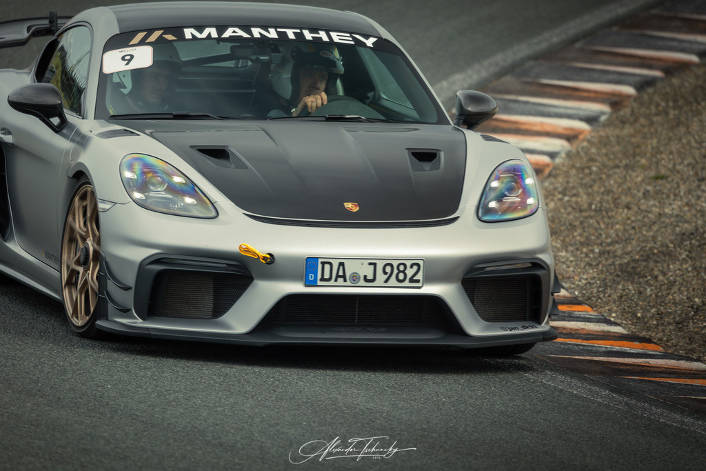 R6AT2350 _Alexander Tschuncky | Entdecken Sie die faszinierende Welt von Alexander Tschuncky Arts: Kreative Fotografie, atemberaubende Automobilkunst und hochwertiger Bilderdruck. Lassen Sie sich inspirieren! - Realisiert mit Pictrs.com