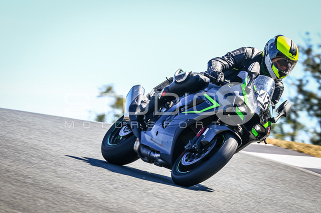 0042-260814BB-021_42 | Deine Full-Service-Agentur für ✔️Videoproduktionen und ✔️Motorsportfotografie Jetzt Angebot anfragen!