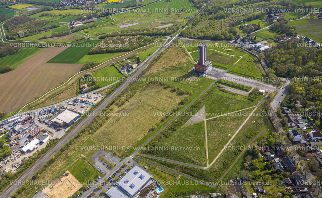 Boenen230404674 | Luftbild, Förderturm auf dem Gelände der ehemaligen Schachtanlage Königsborn 3/4, Altenbögge, Bönen, Ruhrgebiet, Nordrhein-Westfalen, Deutschland