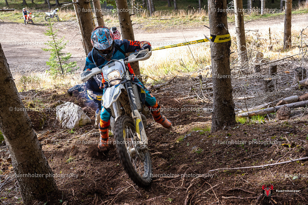 fuernholzer_251026-C1-314 | Fotografische Impressionen von der Red Stag Enduro Extreme by fuernholzer-photography.com. Endurosport in Österreich fotografisch festgehalten von fuernholzer. Auftragsfotografie für Private, Gewerbefotos und Industriefotografie. Eventfotografie, Sportfotografie und Motorsportfotografie. Anbieter von Fotoworkshops, Fototraining, fotografischen Vorträgen und Fotoseminaren.