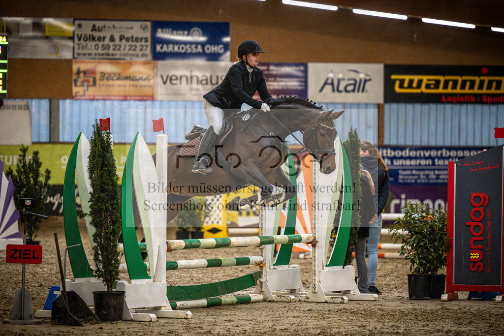 DOS_0672 | Entdecke hochwertige Reitturnierfotos von Foto Oger. Professionell, emotional und authentisch – jetzt Lieblingsmomente im Shop bestellen.Deutschlandweite Turnierfotografie. - Realisiert mit Pictrs.com