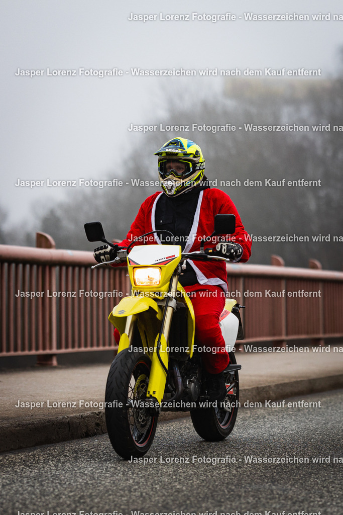 X-Mas Ride I Kiel I 2025 | Jasper Lorenz Fotografie - Realisiert mit Pictrs.com